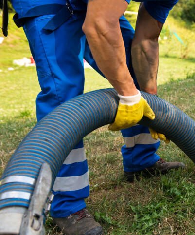 septic pumbing residential 800